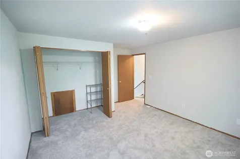 22023 SE 266th Place Maple Valley WA 98038