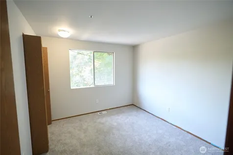 22023 SE 266th Place Maple Valley WA 98038