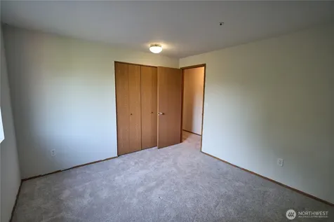 22023 SE 266th Place Maple Valley WA 98038