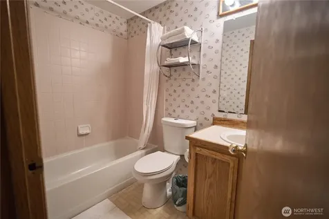 22023 SE 266th Place Maple Valley WA 98038