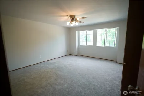 22023 SE 266th Place Maple Valley WA 98038