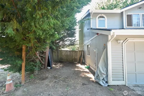 22023 SE 266th Place Maple Valley WA 98038