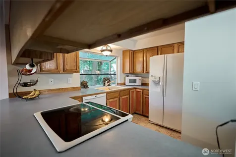 22023 SE 266th Place Maple Valley WA 98038