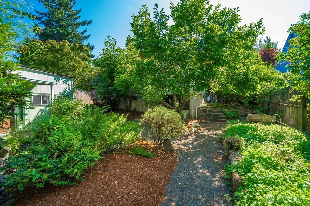 231 Central Street NE Olympia WA 98506