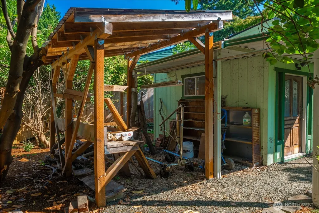 231 Central Street NE Olympia WA 98506