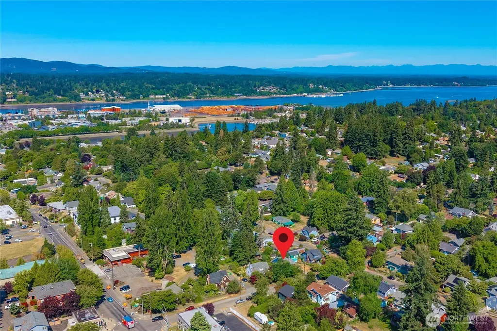 231 Central Street NE Olympia WA 98506