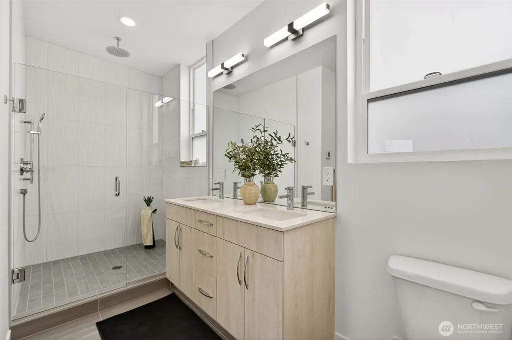 945 NW 56th Street Seattle WA 98107