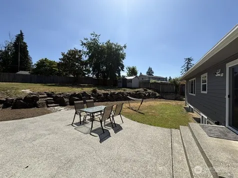 21020 98th Avenue S Kent WA 98031