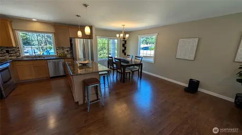 21020 98th Avenue S Kent WA 98031