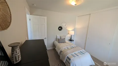 21020 98th Avenue S Kent WA 98031