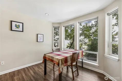 3028 Western Avenue Seattle WA 98121