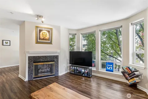3028 Western Avenue Seattle WA 98121