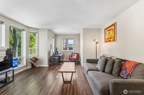 3028 Western Avenue Seattle WA 98121