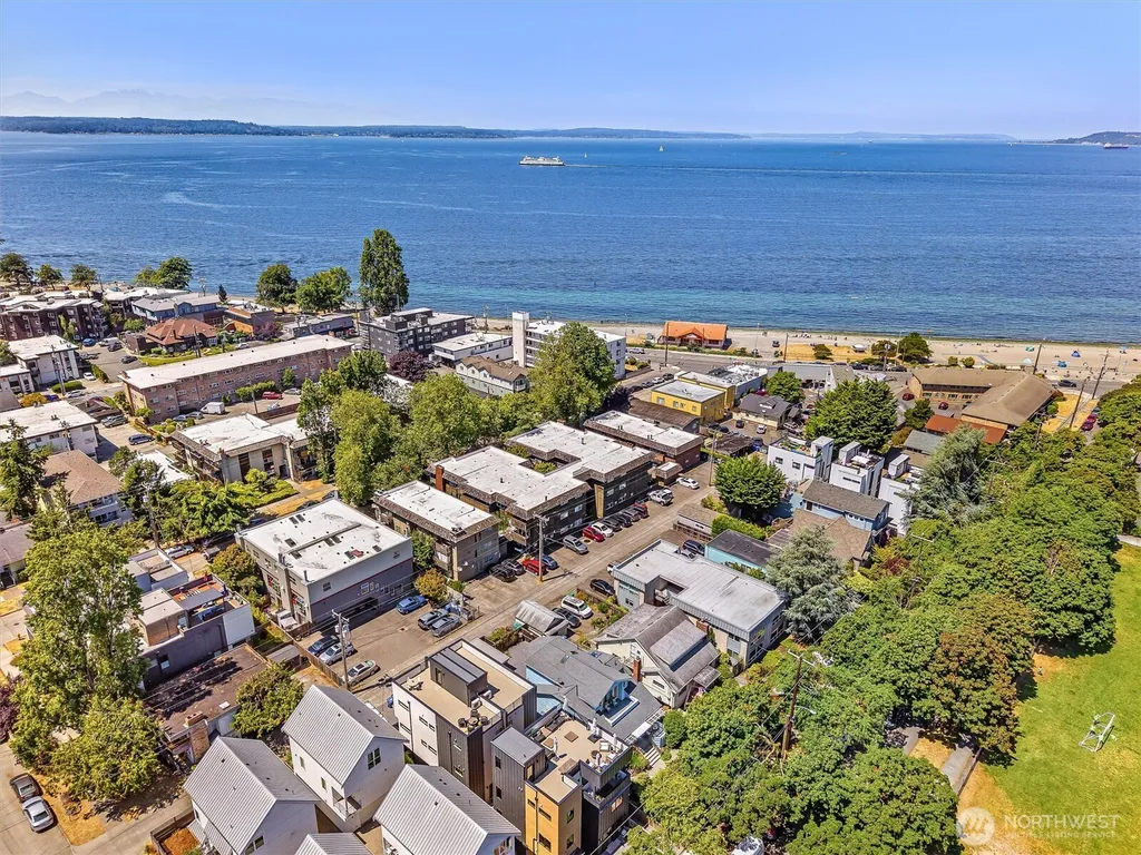 2763 59th Avenue SW Seattle WA 98116