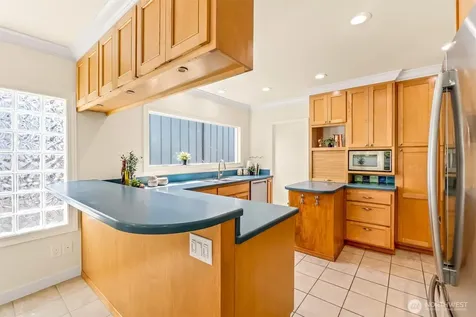 2763 59th Avenue SW Seattle WA 98116