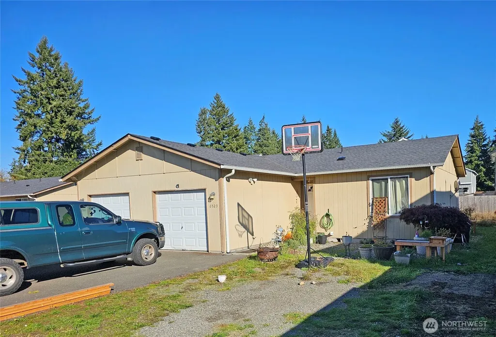 6521 201st Rochester WA 98579