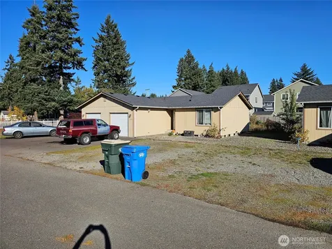 6521 201st Rochester WA 98579