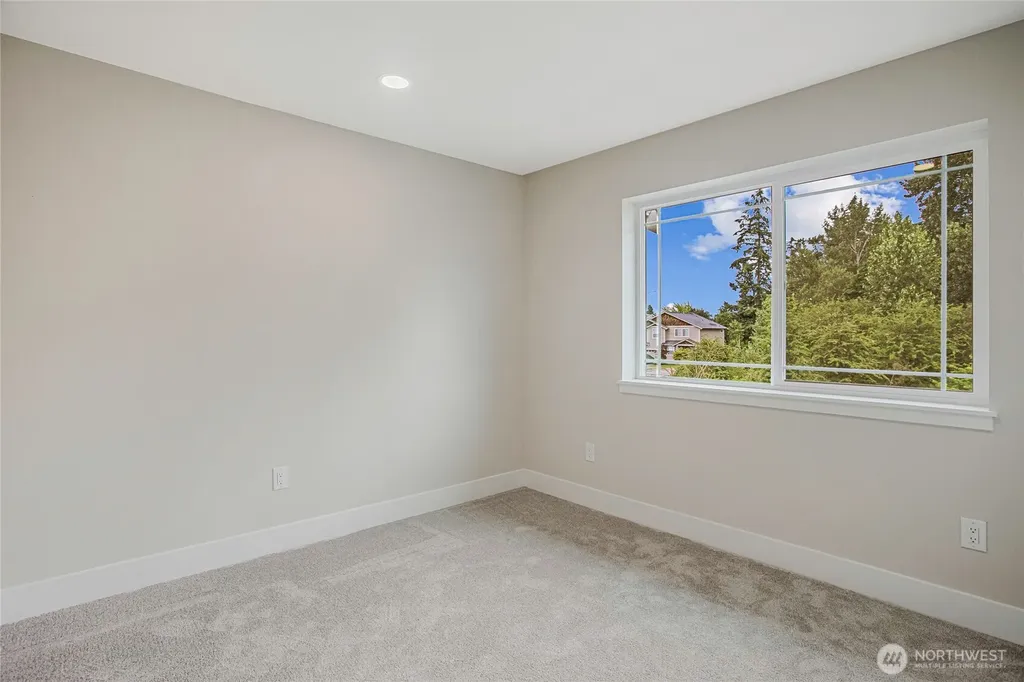 1406 E 51st Street Tacoma WA 98404