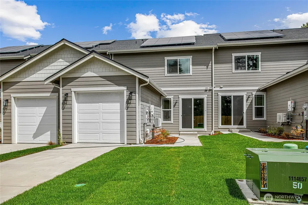 1406 E 51st Street Tacoma WA 98404