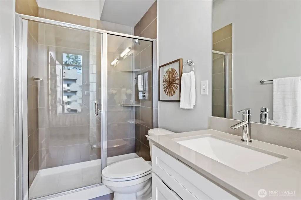 6861 NE 170th Kenmore WA 98028