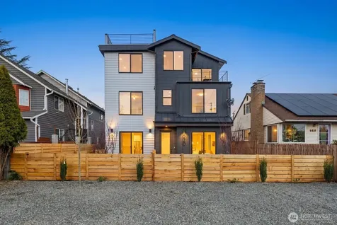 518 N 102nd Street Seattle WA 98133