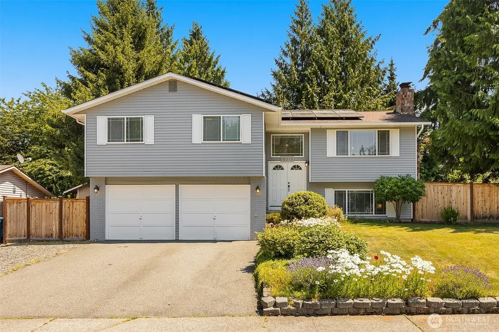 15315 50th Avenue W Edmonds WA 98026