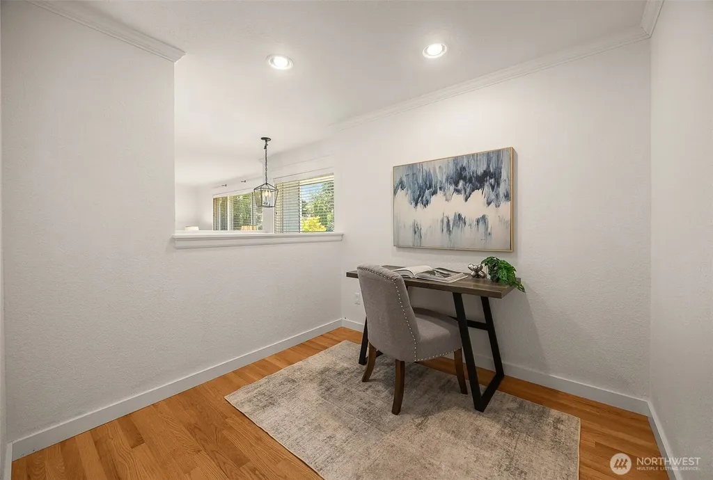 15315 50th Avenue W Edmonds WA 98026