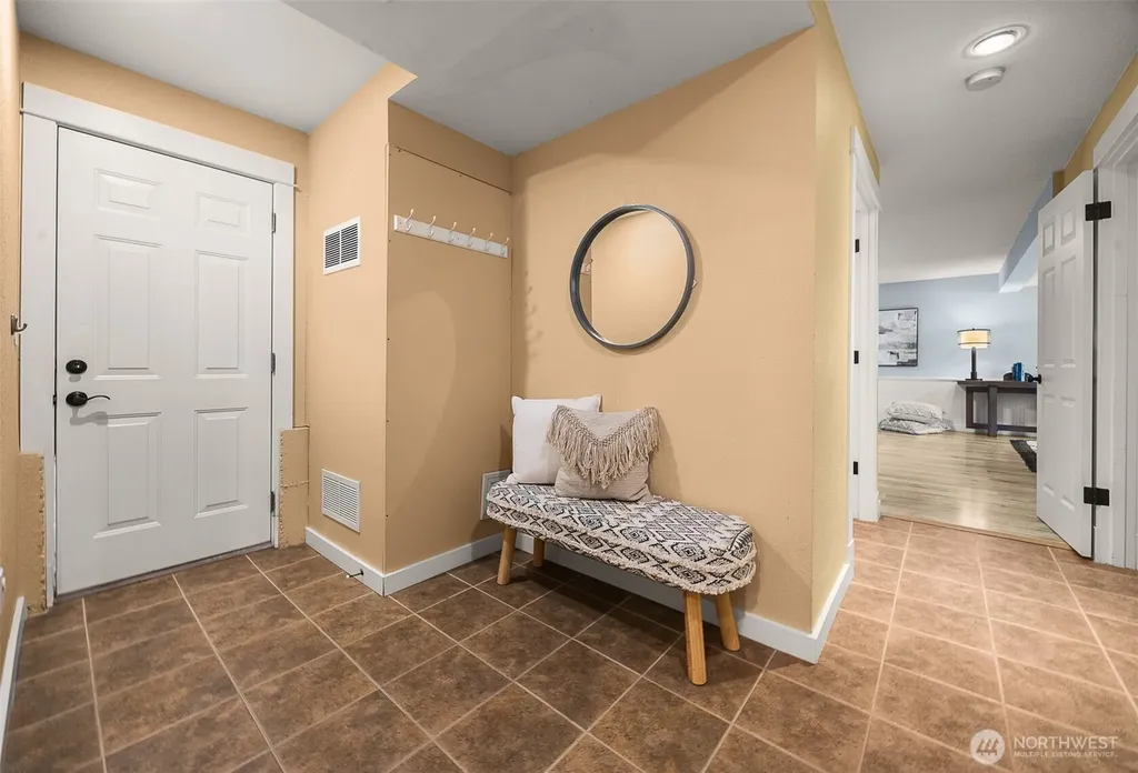 15315 50th Avenue W Edmonds WA 98026