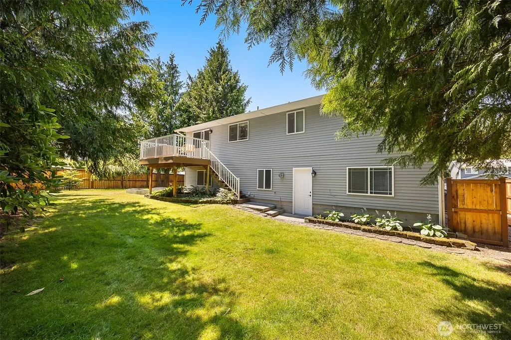 15315 50th Avenue W Edmonds WA 98026