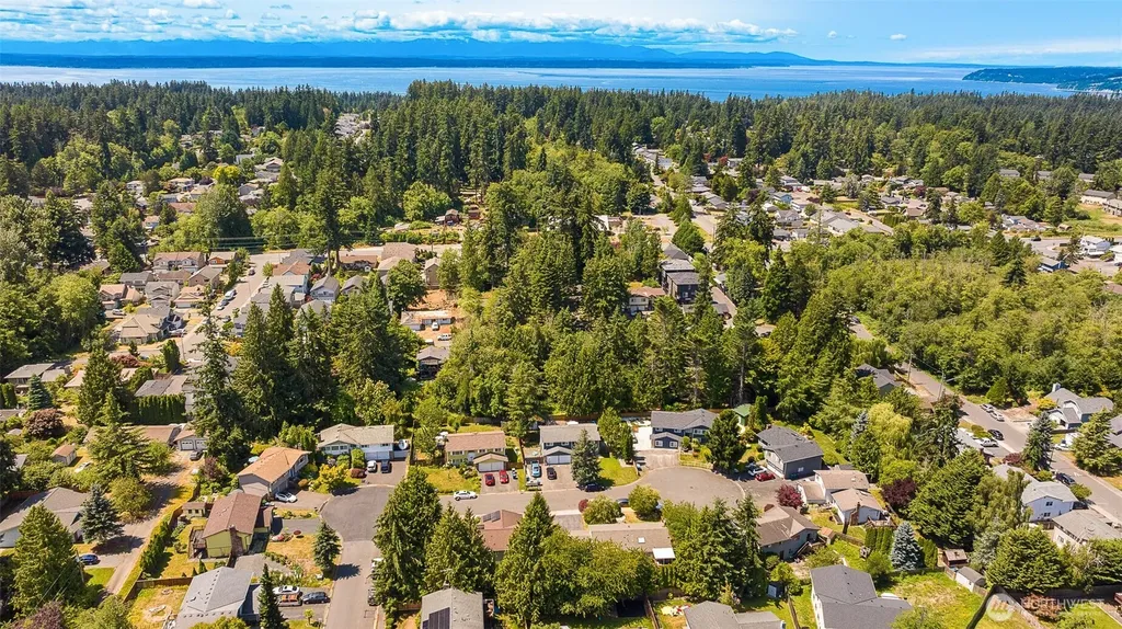 15315 50th Avenue W Edmonds WA 98026