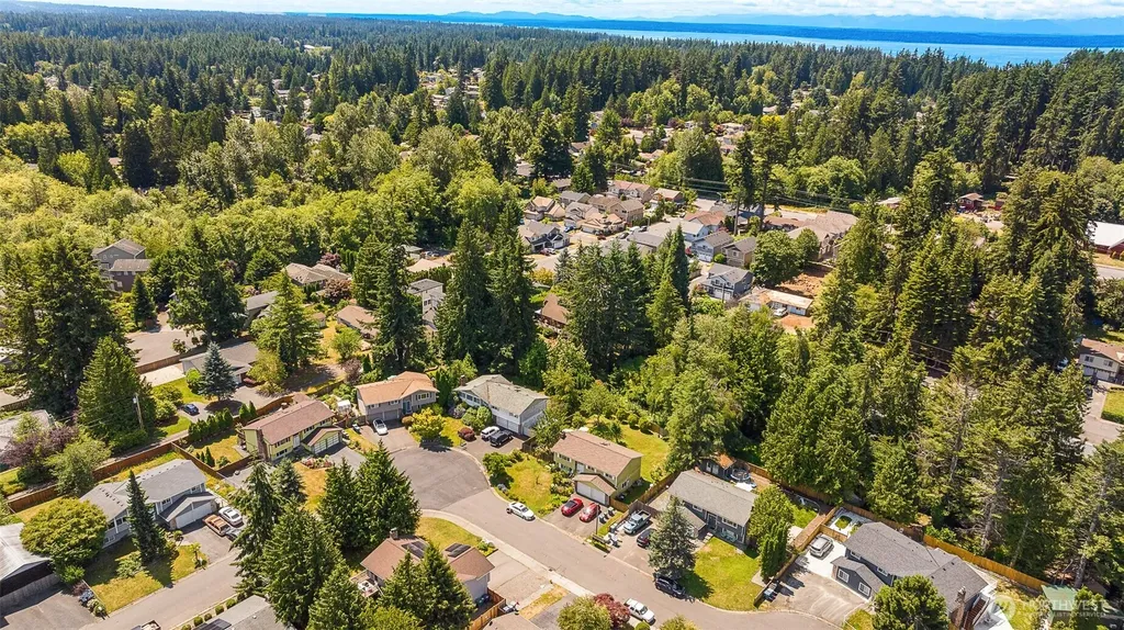15315 50th Avenue W Edmonds WA 98026