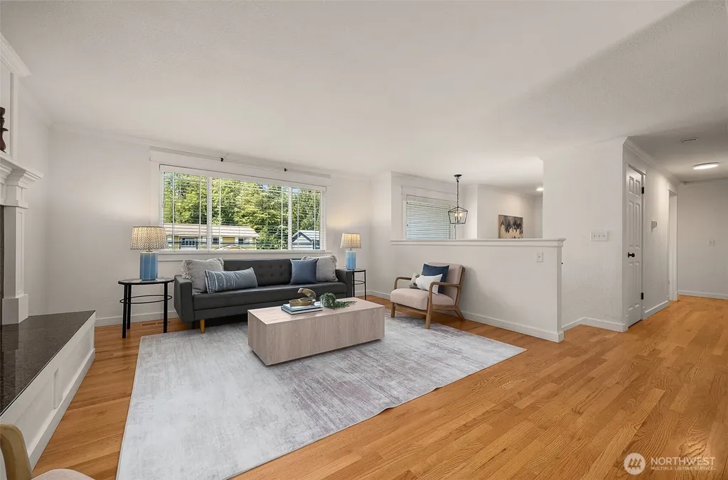 15315 50th Avenue W Edmonds WA 98026