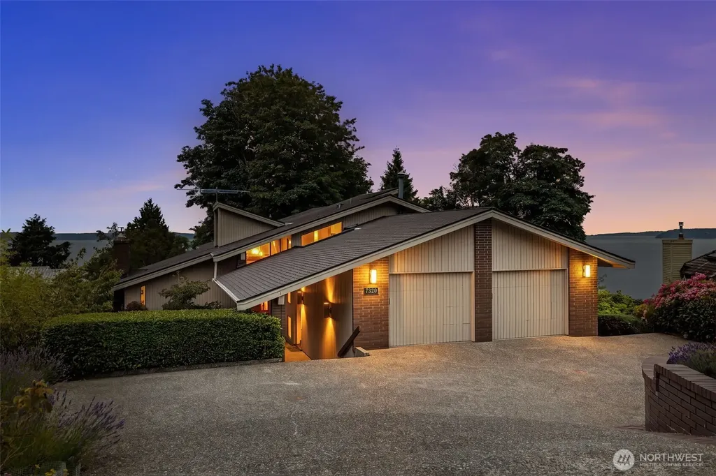 7320 164th Place SW Edmonds WA 98026