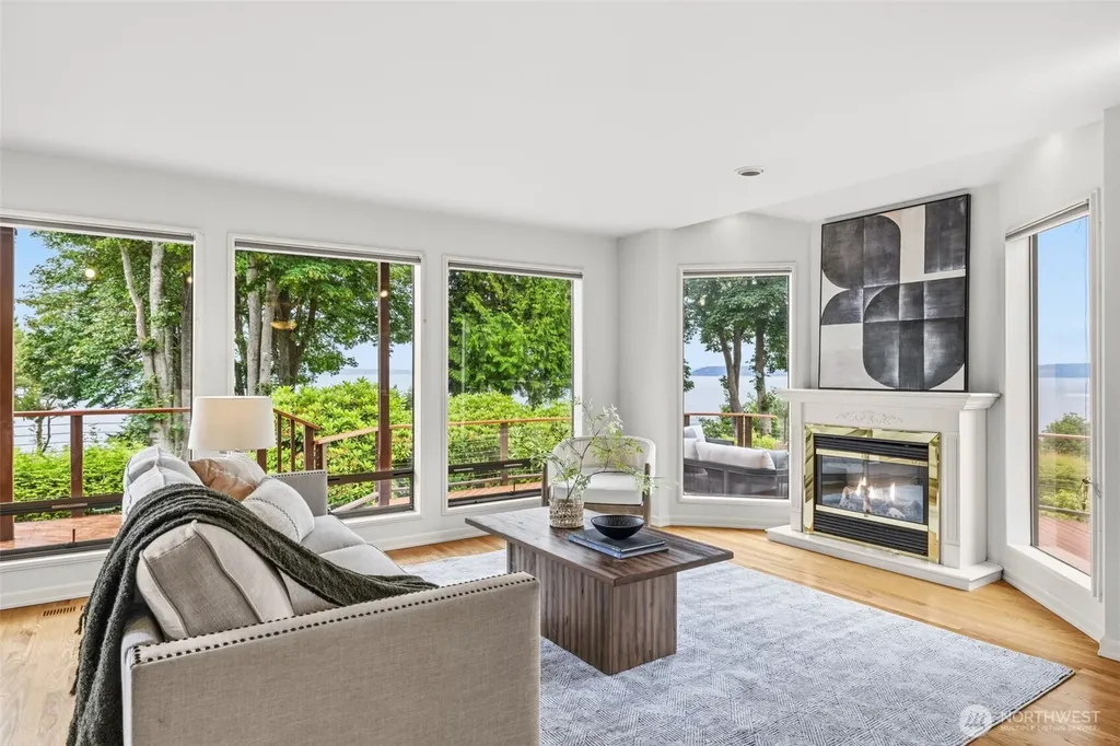 7320 164th Place SW Edmonds WA 98026