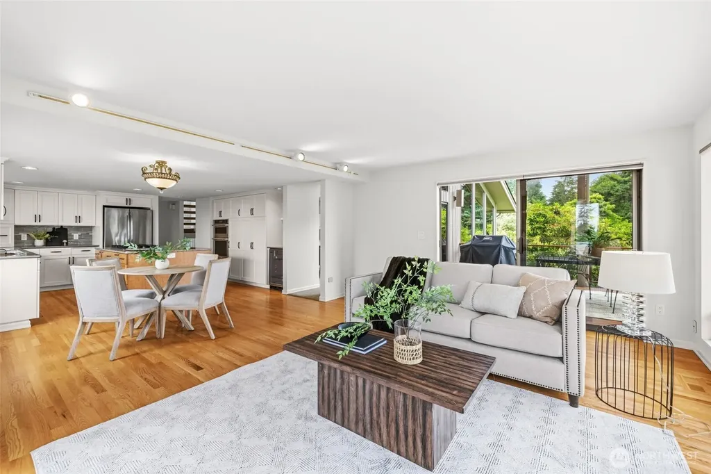 7320 164th Place SW Edmonds WA 98026