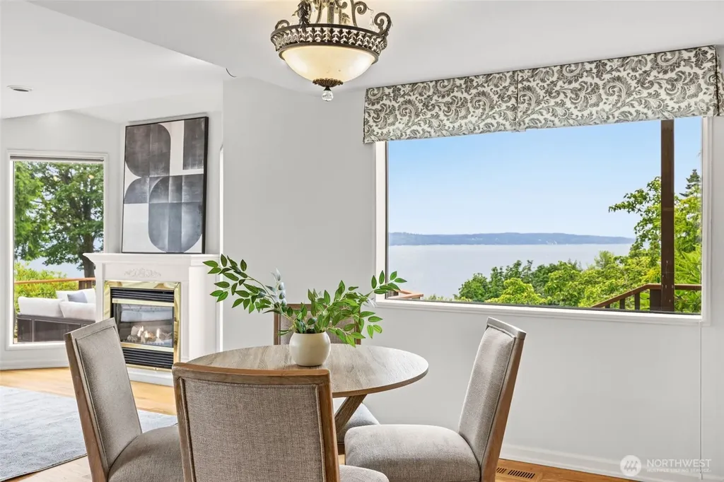 7320 164th Place SW Edmonds WA 98026