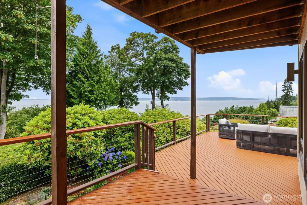 7320 164th Place SW Edmonds WA 98026