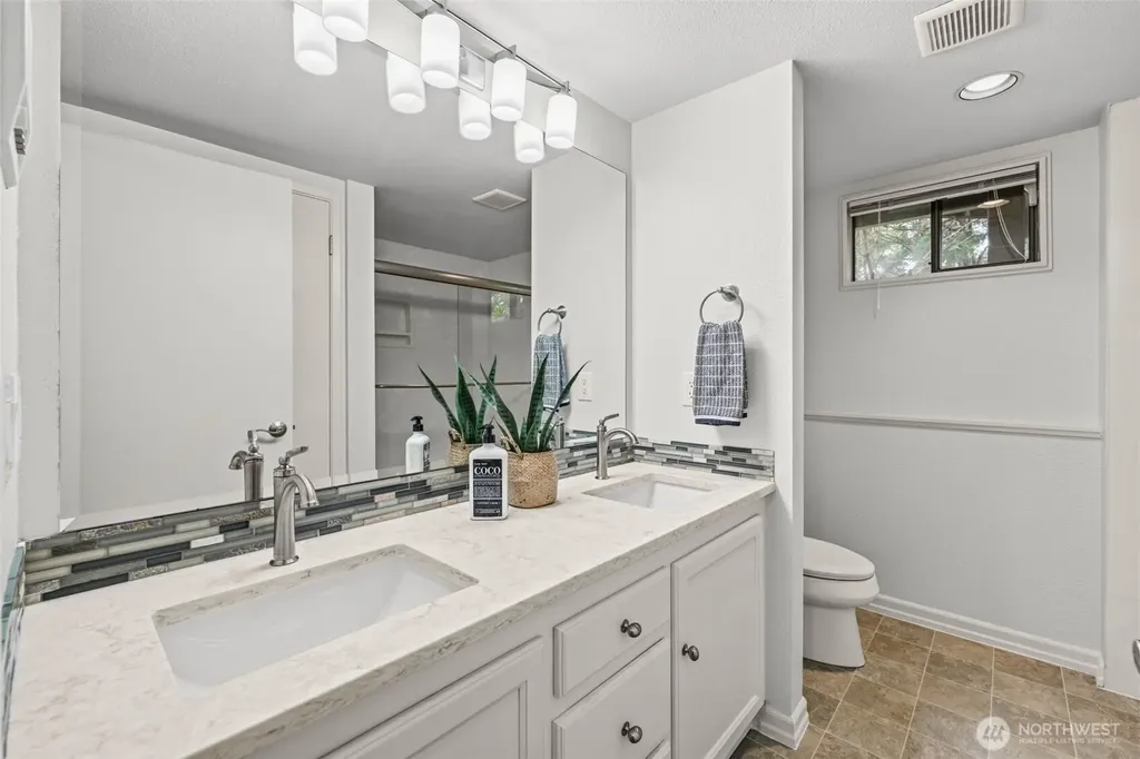 7320 164th Place SW Edmonds WA 98026