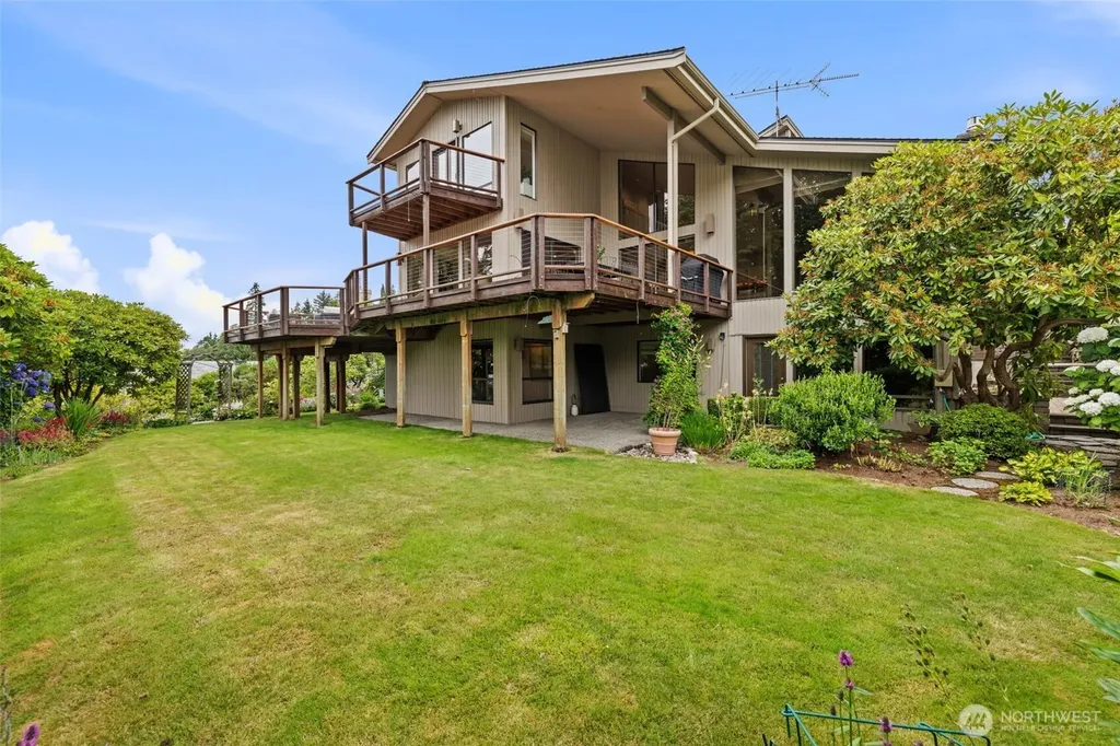 7320 164th Place SW Edmonds WA 98026