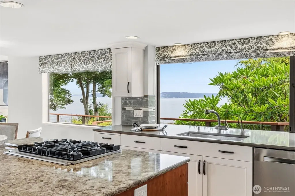 7320 164th Place SW Edmonds WA 98026
