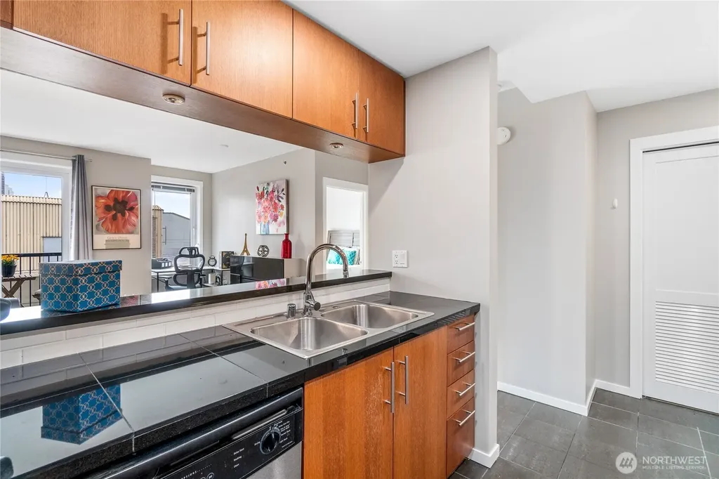 2721 1st Avenue Seattle WA 98121
