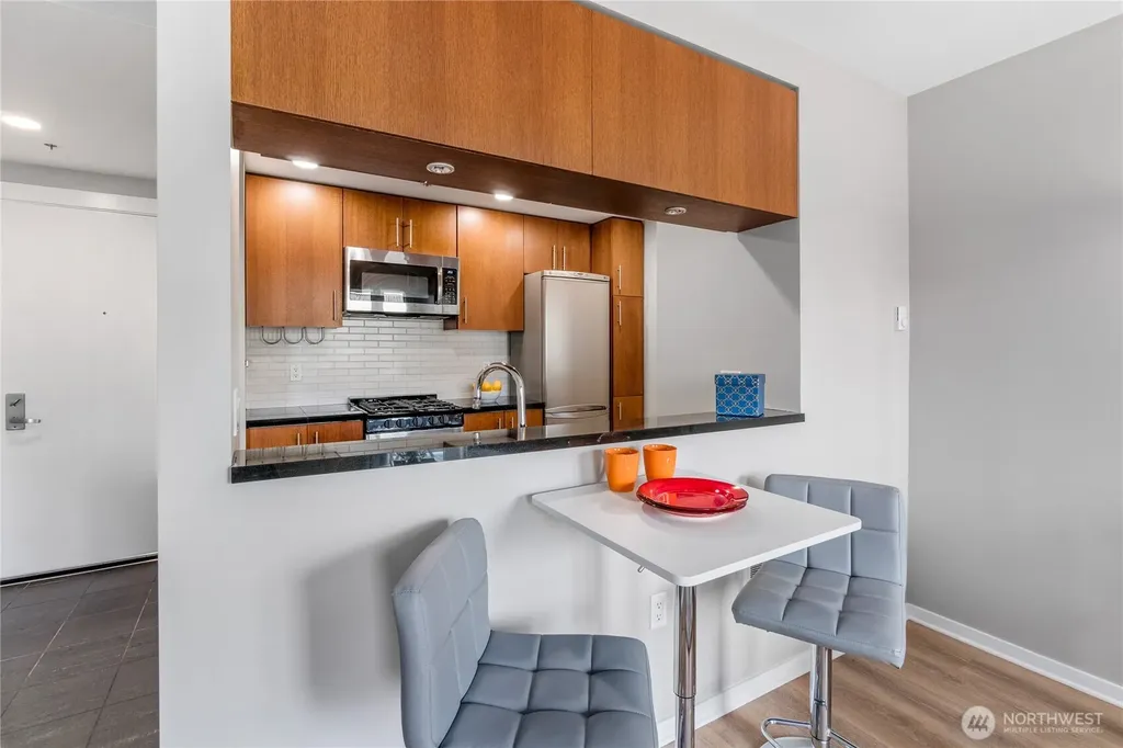 2721 1st Avenue Seattle WA 98121