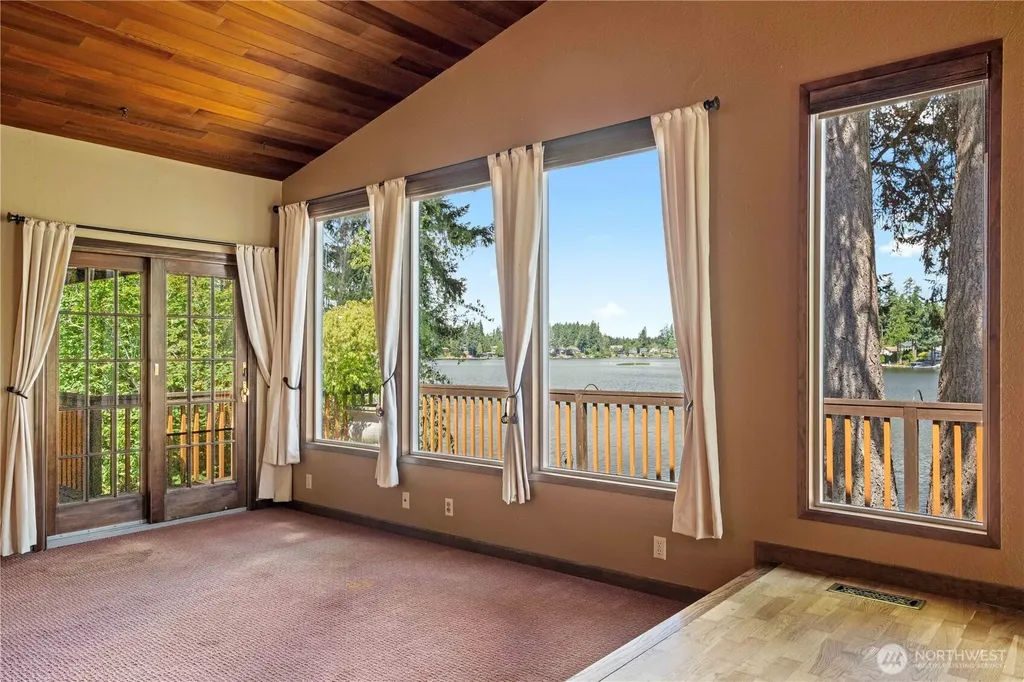 4202 Kyro Road SE Lacey WA 98503