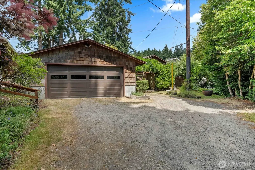 4202 Kyro Road SE Lacey WA 98503