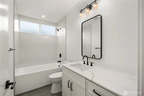 516 N 102nd Street Seattle WA 98133