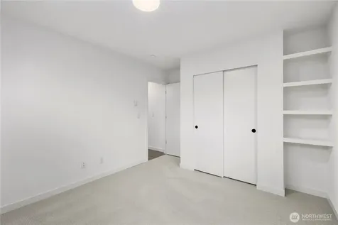 516 N 102nd Street Seattle WA 98133