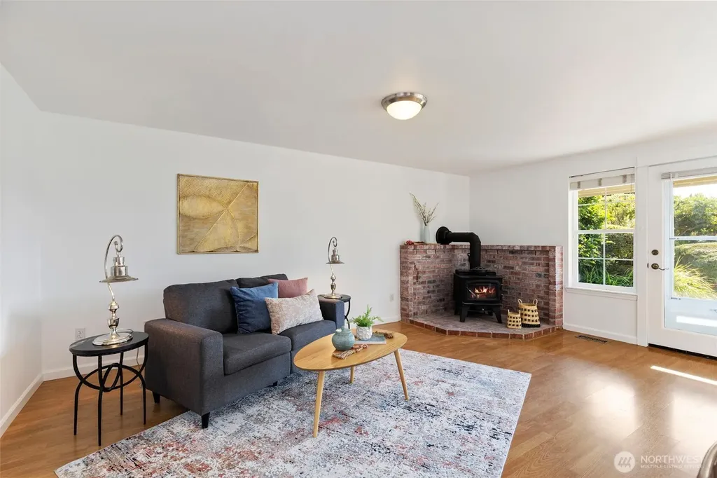 22895 Adams Road Poulsbo WA 98370