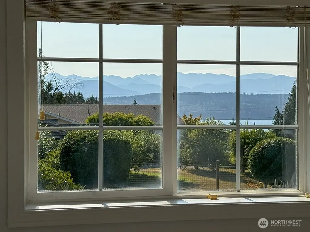 22895 Adams Road Poulsbo WA 98370