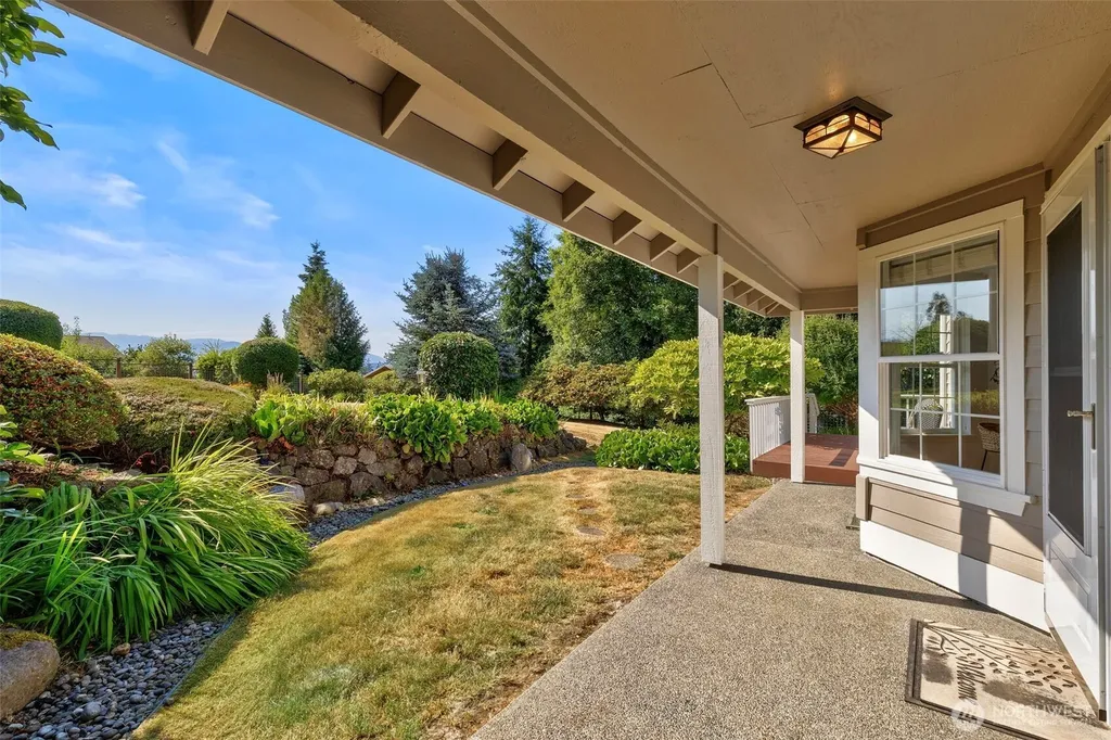 22895 Adams Road Poulsbo WA 98370