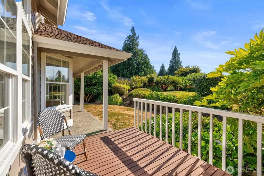 22895 Adams Road Poulsbo WA 98370